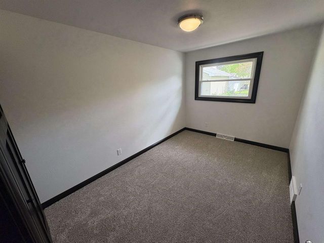 833 W BROWNING STREET, Appleton, WI 54194