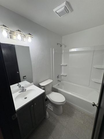 833 W BROWNING STREET, Appleton, WI 54194