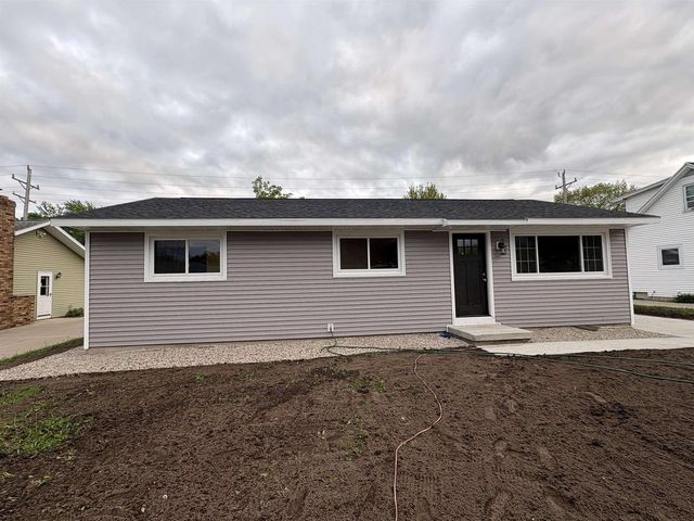 833 W BROWNING STREET, Appleton, WI 54194
