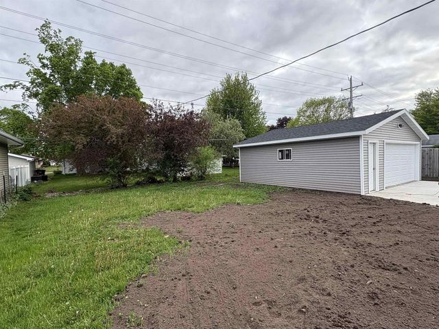 833 W BROWNING STREET, Appleton, WI 54194