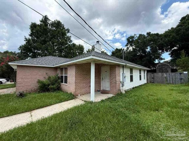6106 Ashton Woods Cir, Milton, FL 32570
