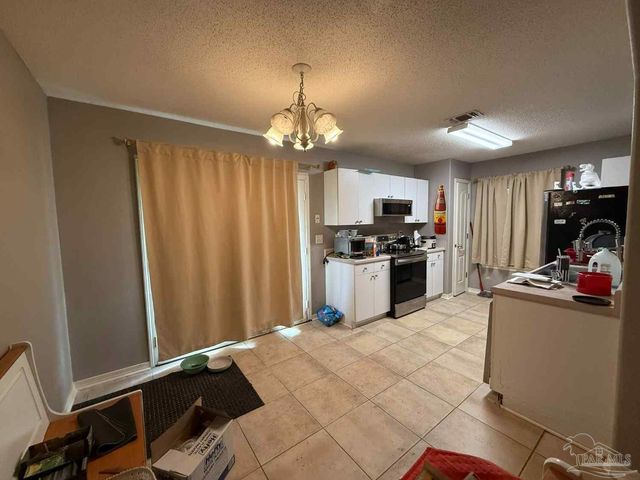 6106 Ashton Woods Cir, Milton, FL 32570