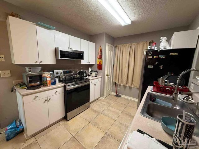6106 Ashton Woods Cir, Milton, FL 32570