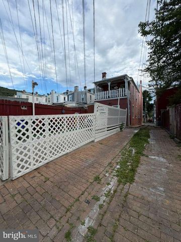 1133 DOUGLASS ST, Reading, PA 19604