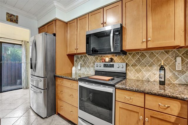 4172 S Pine Island Rd, Davie, FL 33328