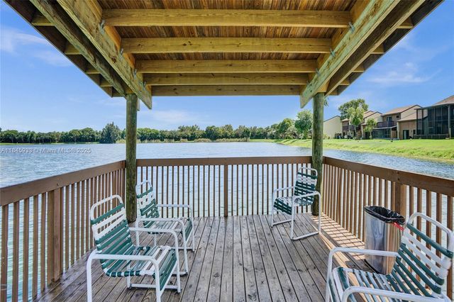 4172 S Pine Island Rd, Davie, FL 33328