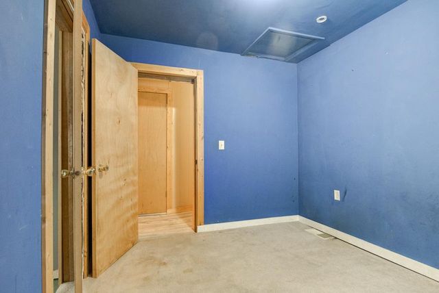 1031 SPRUCE STREET, Marinette, WI 54143