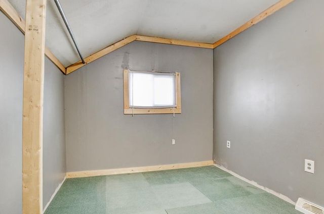 1031 SPRUCE STREET, Marinette, WI 54143