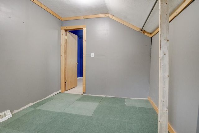 1031 SPRUCE STREET, Marinette, WI 54143