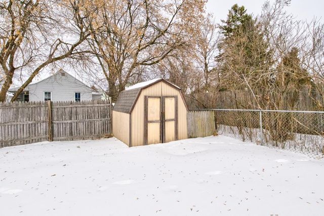 1031 SPRUCE STREET, Marinette, WI 54143