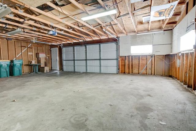 1031 SPRUCE STREET, Marinette, WI 54143