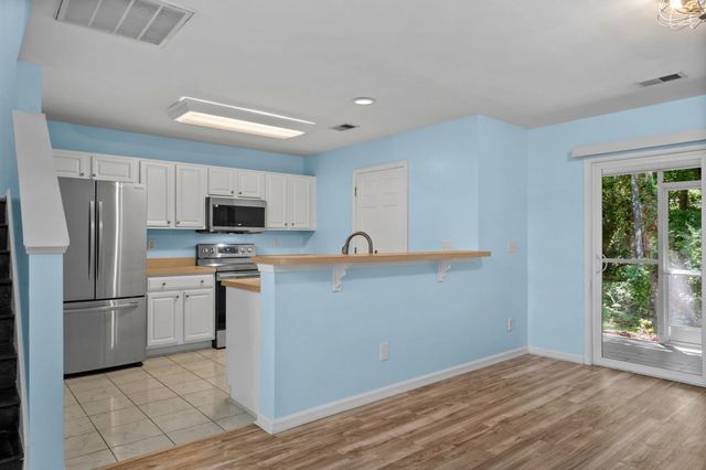 1096 Harvester Cir, Myrtle Beach, SC 29579