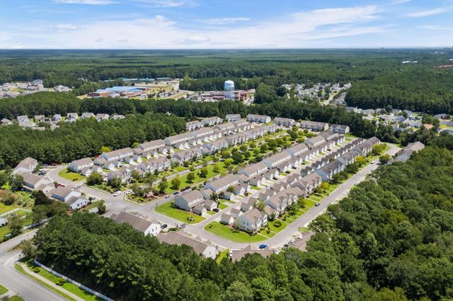 1096 Harvester Cir, Myrtle Beach, SC 29579