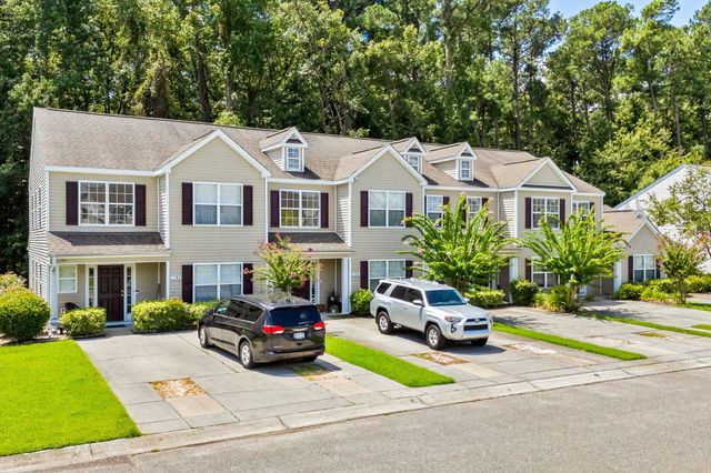 1096 Harvester Cir, Myrtle Beach, SC 29579