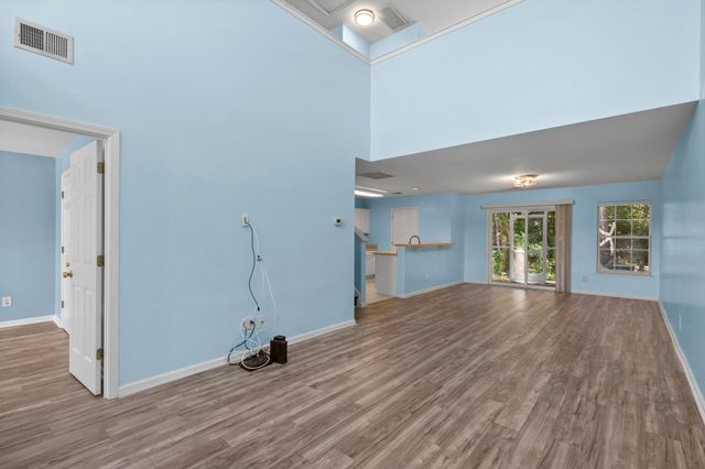 1096 Harvester Cir, Myrtle Beach, SC 29579