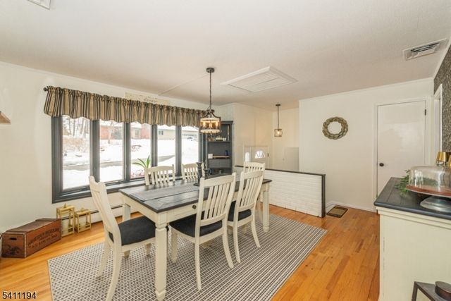 5 Winding Way, Andover Twp., NJ 07821