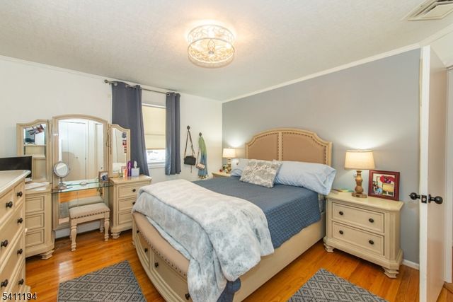 5 Winding Way, Andover Twp., NJ 07821