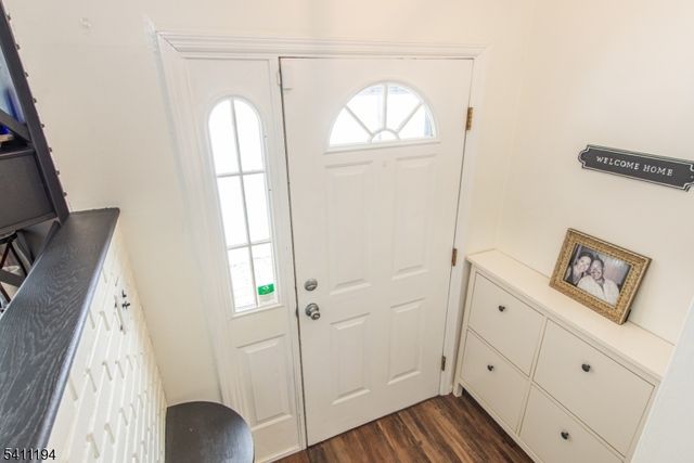 5 Winding Way, Andover Twp., NJ 07821