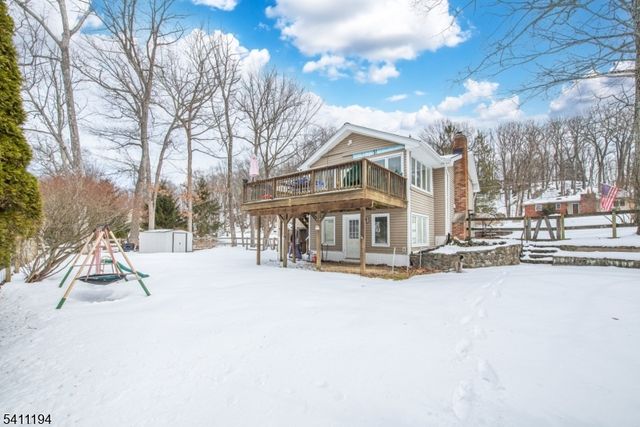 5 Winding Way, Andover Twp., NJ 07821