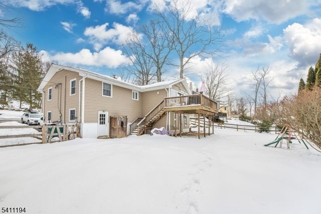 5 Winding Way, Andover Twp., NJ 07821