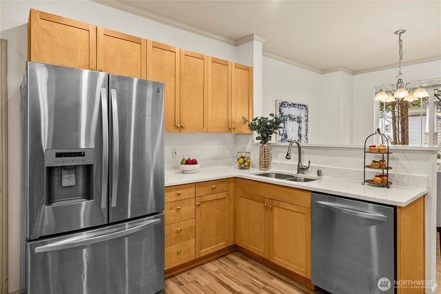 4450 248th Lane SE, Sammamish, WA 98029