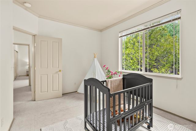 4450 248th Lane SE, Sammamish, WA 98029