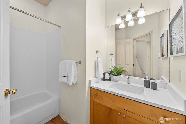 4450 248th Lane SE, Sammamish, WA 98029