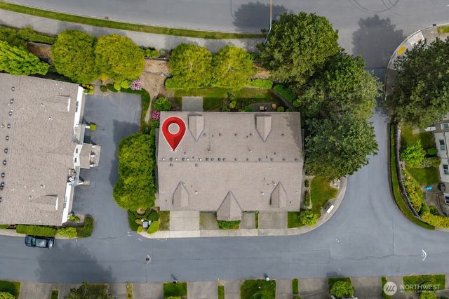 4450 248th Lane SE, Sammamish, WA 98029