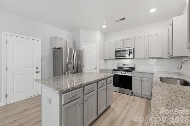 2220 Sussex Road, York, SC 29745