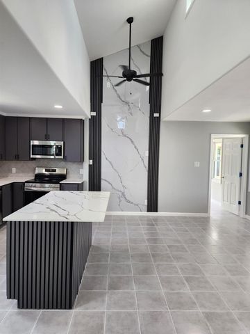 386 Road 591701, Cleveland, TX 77327