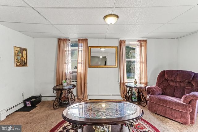 110 N MIDDLESEX RD, Carlisle, PA 17013