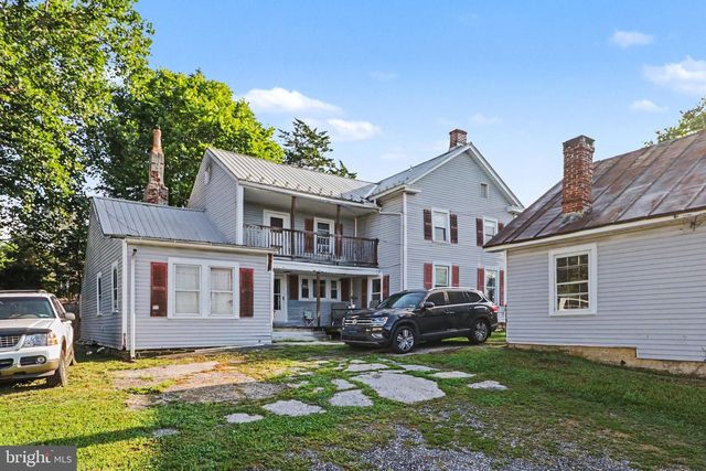 110 N MIDDLESEX RD, Carlisle, PA 17013