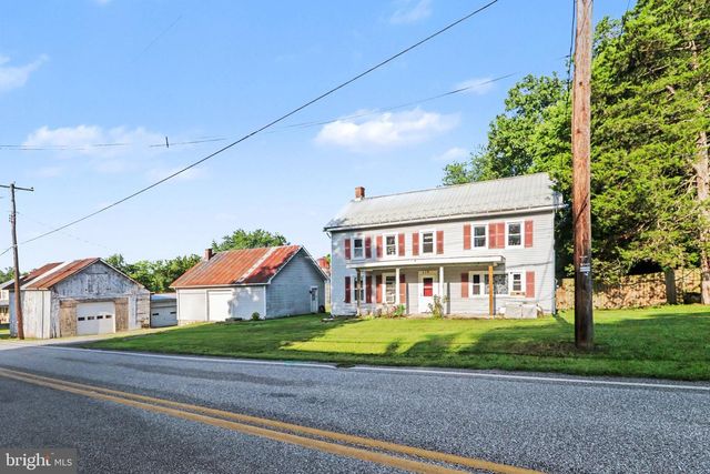 110 N MIDDLESEX RD, Carlisle, PA 17013