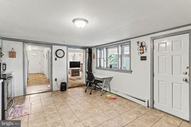 110 N MIDDLESEX RD, Carlisle, PA 17013