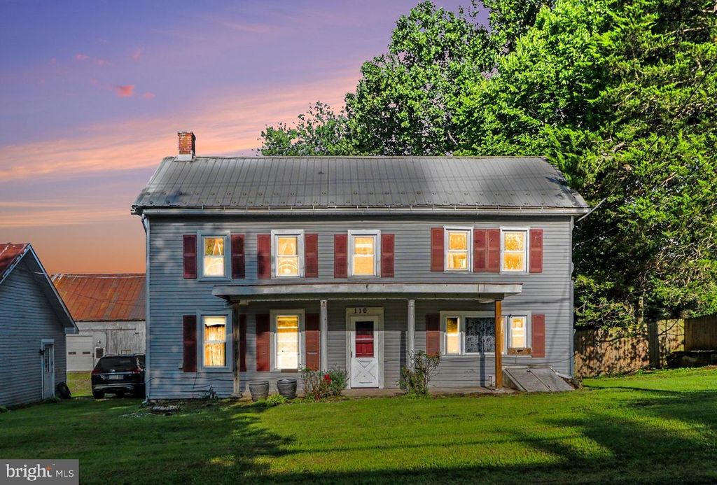 110 N MIDDLESEX RD, Carlisle, PA 17013