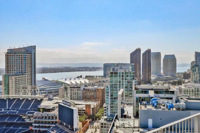 350 11th Ave 922, San Diego, CA 92101