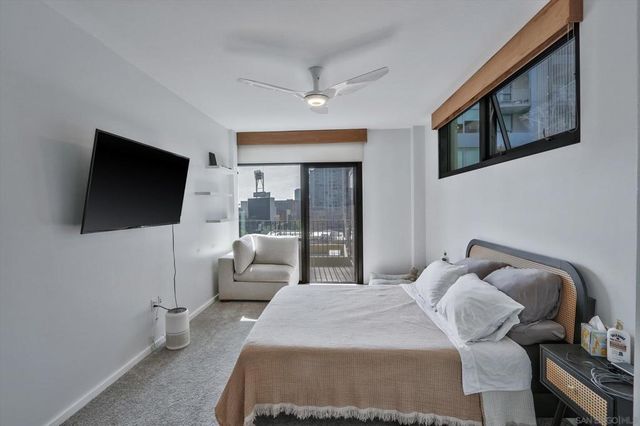 350 11th Ave 922, San Diego, CA 92101