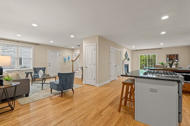 210 School, Framingham, MA 01701