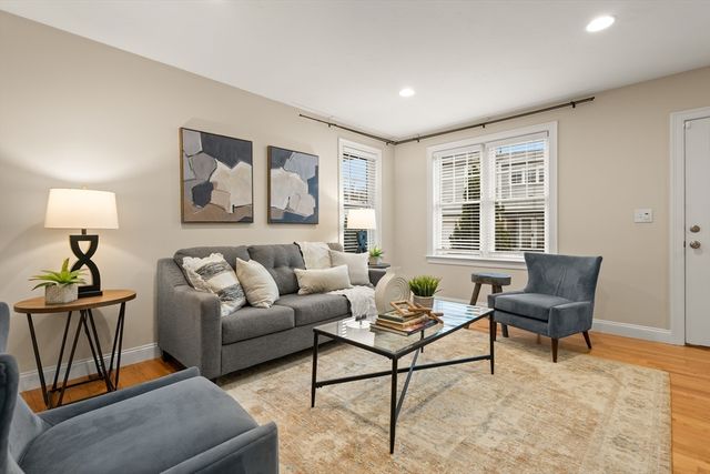 210 School, Framingham, MA 01701