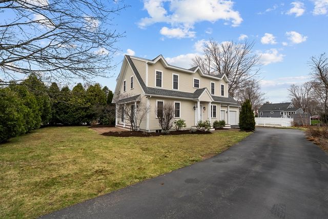 210 School, Framingham, MA 01701