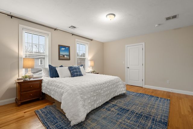 210 School, Framingham, MA 01701