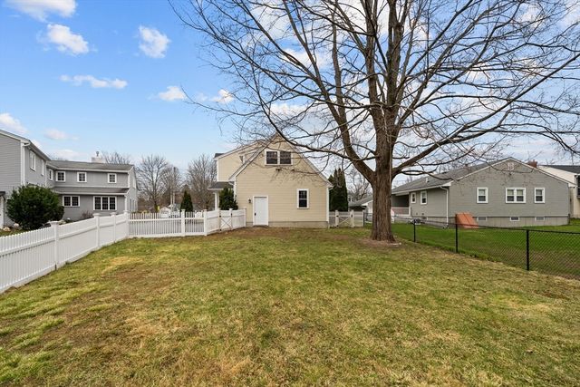 210 School, Framingham, MA 01701