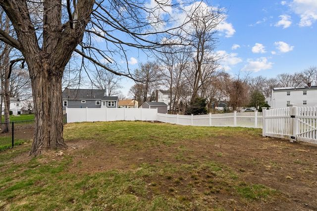 210 School, Framingham, MA 01701