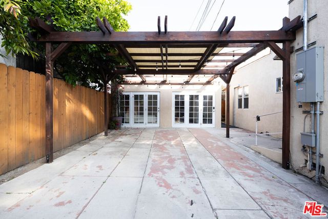 1625 Montana Street, Los Angeles, CA 90026