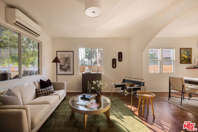 1625 Montana Street, Los Angeles, CA 90026