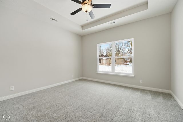 902 S Hoke Avenue, Frankfort, IN 46041