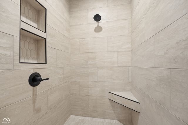 902 S Hoke Avenue, Frankfort, IN 46041