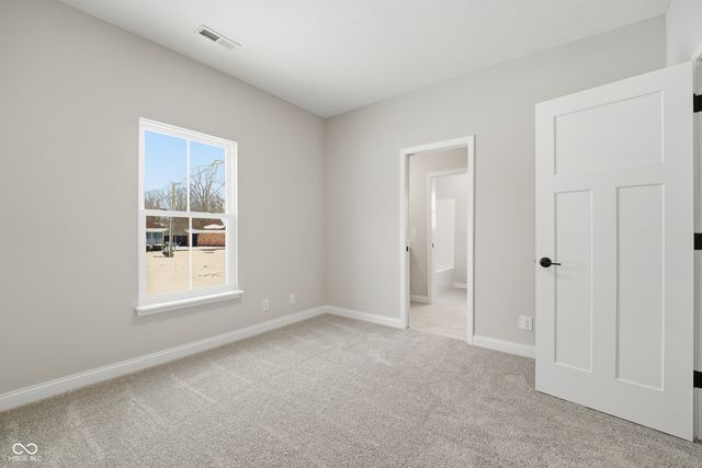 902 S Hoke Avenue, Frankfort, IN 46041