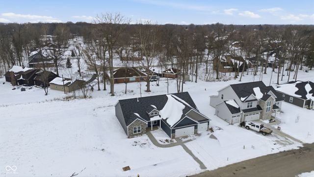 902 S Hoke Avenue, Frankfort, IN 46041