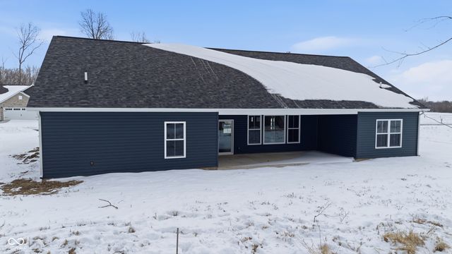 902 S Hoke Avenue, Frankfort, IN 46041